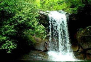 龙潭飞瀑,龙潭飞瀑天气,龙潭飞瀑旅游介绍,攻略